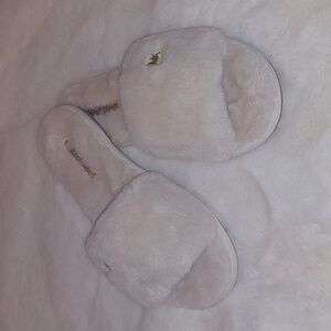 New Michael Kors Slippers